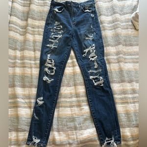 American Eagle Ripped Curvy Hi-Rise Jegging
